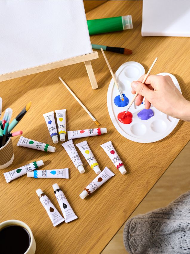 Sinsay - Set de vopsele acrilice cu pensule și paletă, 17 piese - alb