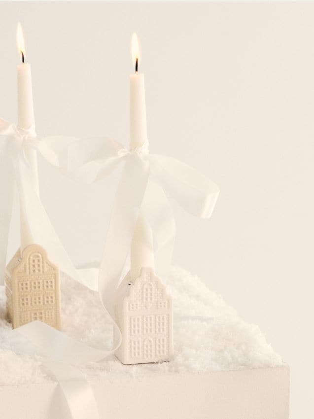 Sinsay - Svietnik v tvare domčeka - biela