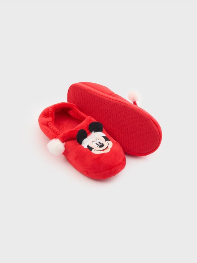 Sinsay - Papuci plușați cu elemente 3D Mickey Mouse - roșu