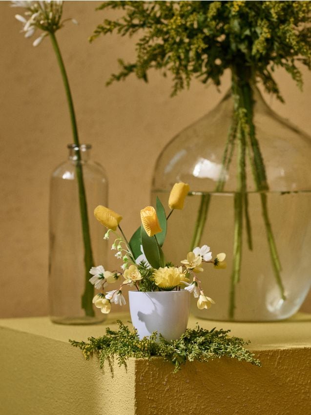 Sinsay - Plantă decorativă de Paște în ghiveci - galben-deschis