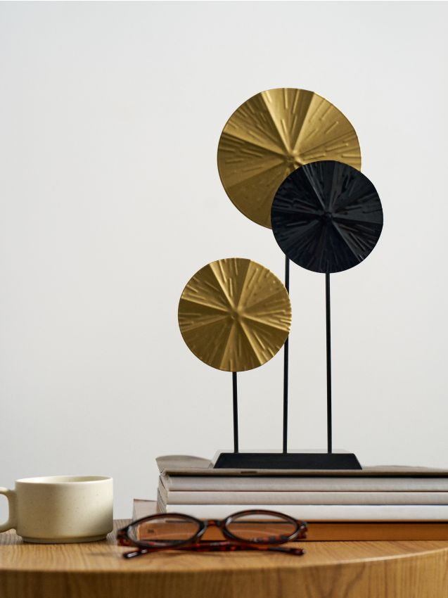 Sinsay - Decorațiune metalică de sine stătătoare cu elemente rotunde - auriu