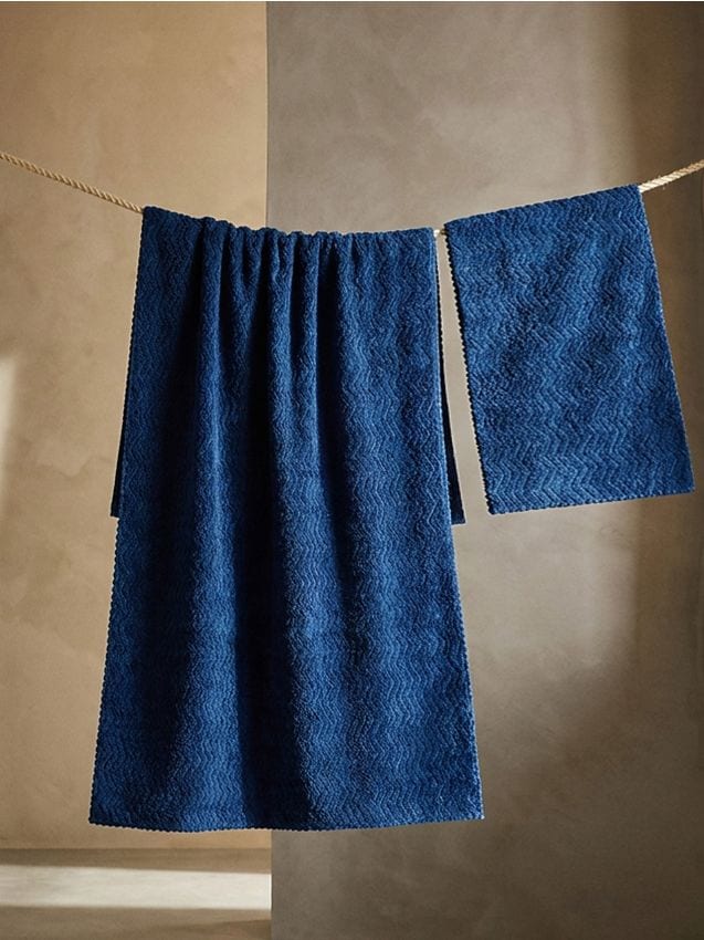 Sinsay - Set de prosoape cu model embosat 2 pack - bleumarin