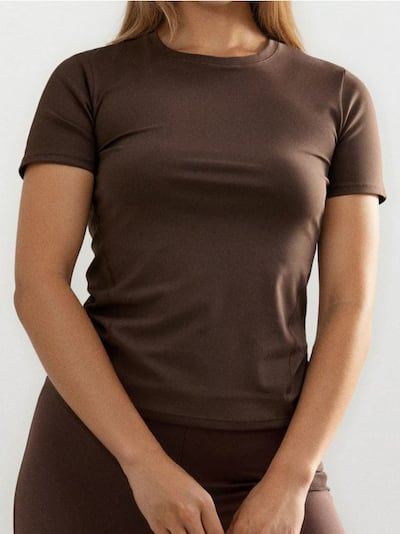 Спортивна футболка