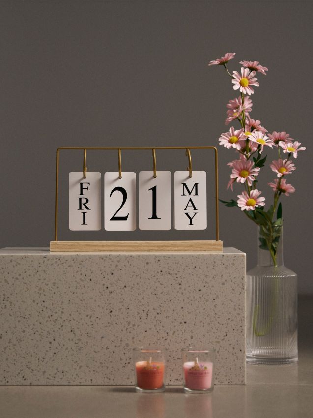 Sinsay - Calendar de birou - auriu