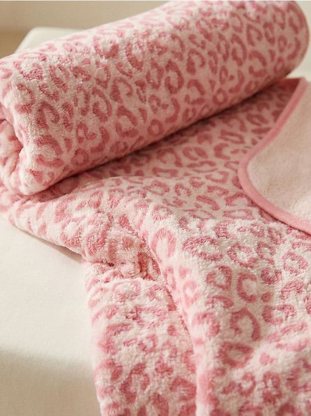 Sinsay - Prosop cu imprimeu leopard - roz