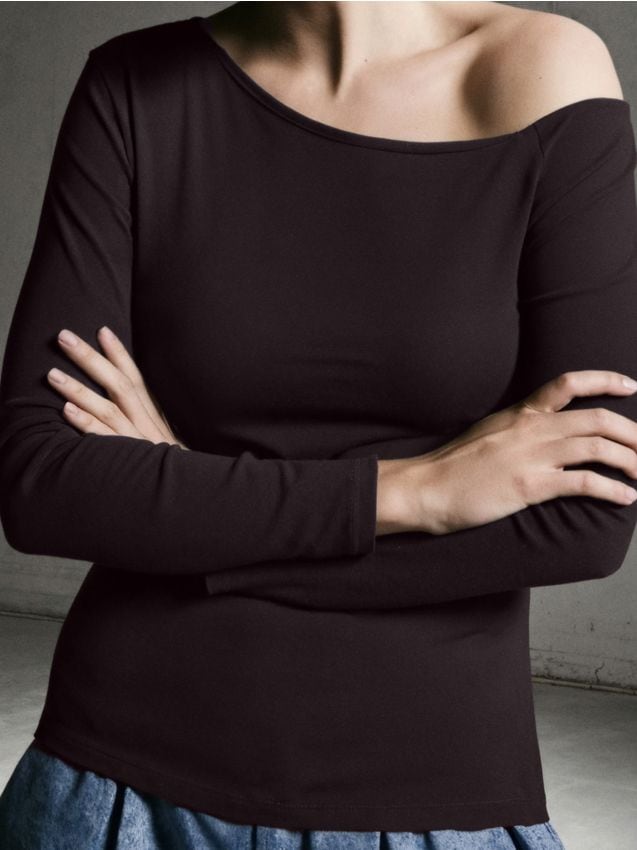 Sinsay - Blúzka s asymetrickým výstrihom - tmavohnedá