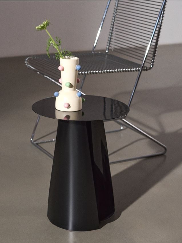 Sinsay - Kovový Stolík - čierna