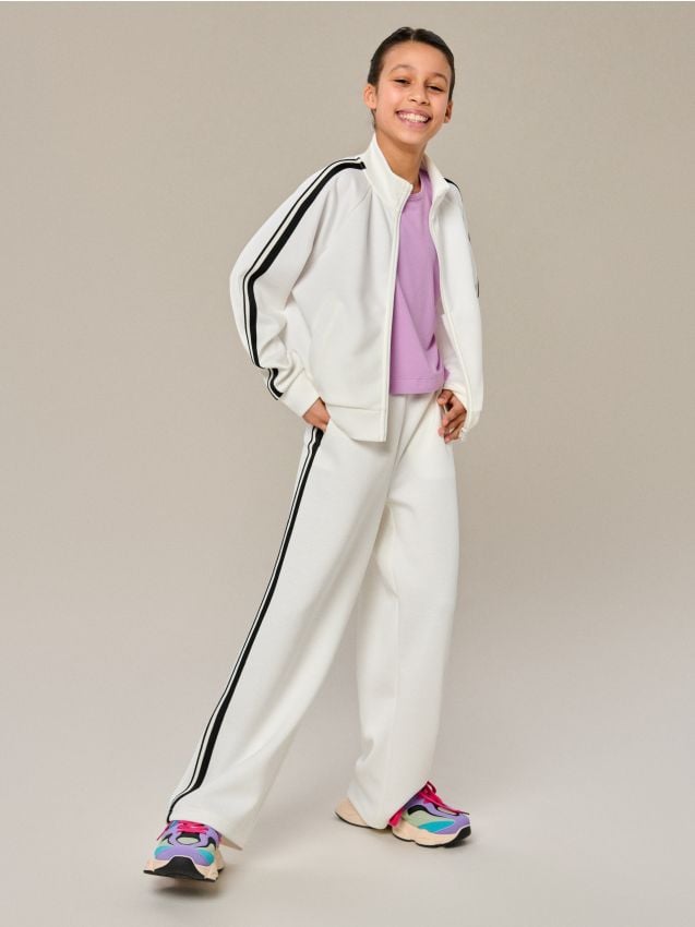 Sinsay - Bluza sport bomber cu amestec de viscoză Active - crem