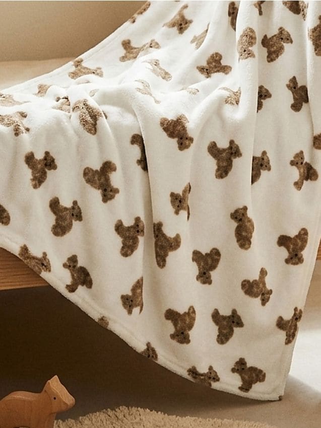 Sinsay - Pătură cu motiv ursuleț - multicolor