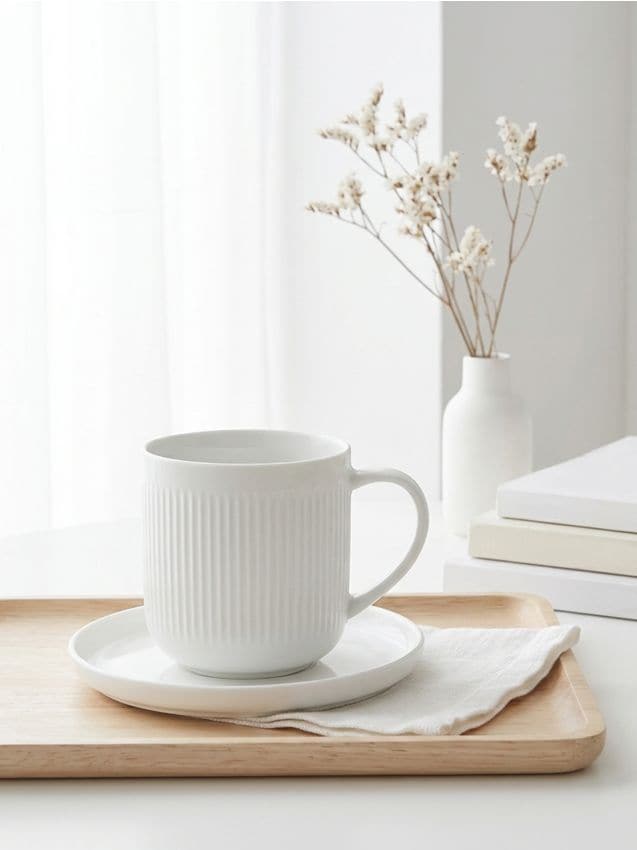 Sinsay - Cană cu model în relief - alb