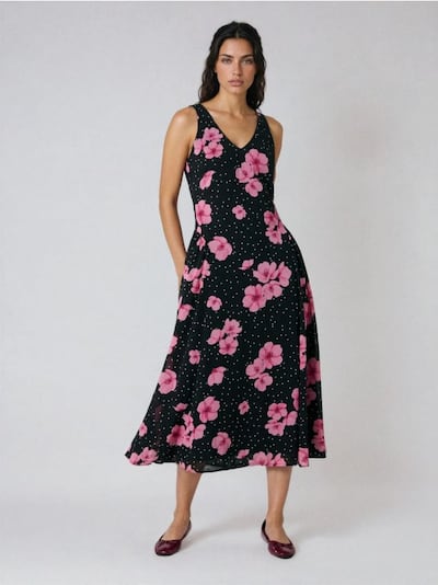 Midi šaty s puntíky a květinovým potiskem