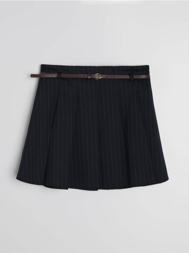 Sinsay - Rochie mini pliată cu curea și amestec de vâscoză - bleumarin