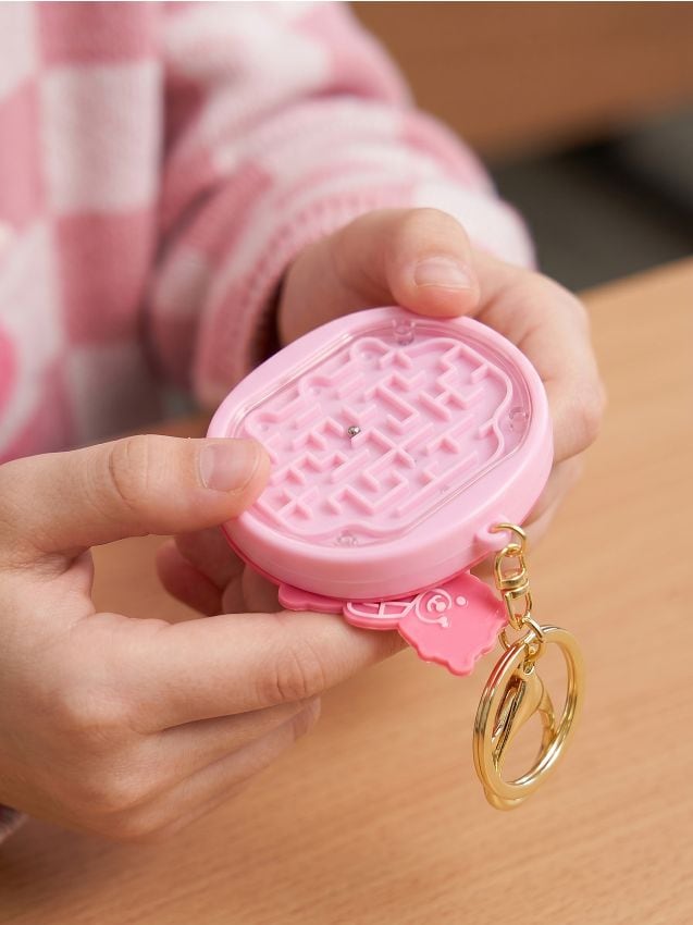 Calcolatrice con gioco del labirinto - rosa