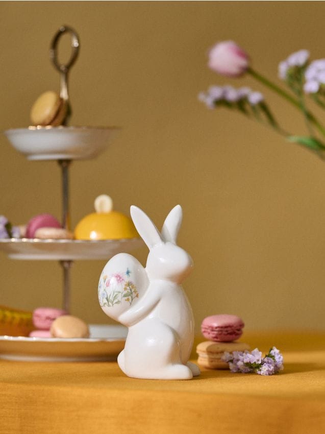 Sinsay - Iepuraș decorativ de Paște cu ou cu motiv floral - alb