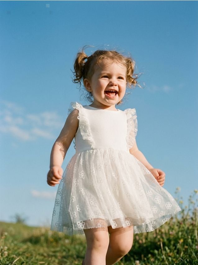 Sinsay - Rochie babydoll - alb