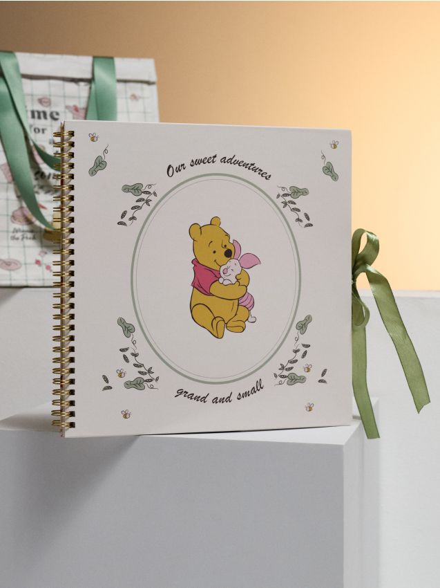 Sinsay - Album foto cu spirală și autocolante Winnie the Pooh - multicolor