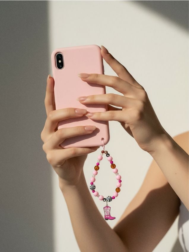 Sinsay - Kreatívna DIY sada - Kľúčenka na telefón - horúca ružová