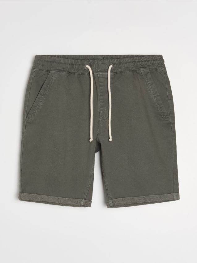 Sinsay - Pantaloni scurți jogger, din denim - verde-prăfuit