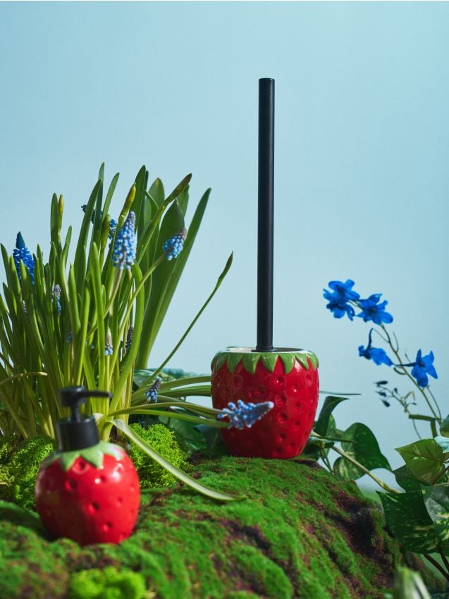 Sinsay - Perie de toaletă cu motiv de căpșună - roșu