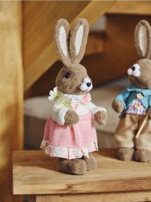 Sinsay - Figurină de Paște cu iepuraș îmbrăcat - roz-pastel