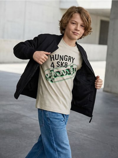 Puuvillane t-särk pildiga