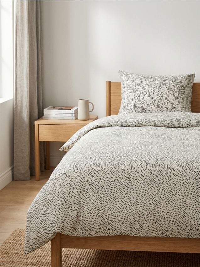 Sinsay - Set de lenjerie de pat cu bumbac cu model cu buline - alb