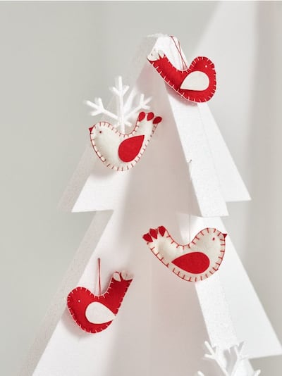 Χριστουγεννιάτικα διακοσμητικά από τσόχα σε σχήμα πουλιών – σετ 4 τεμαχίων