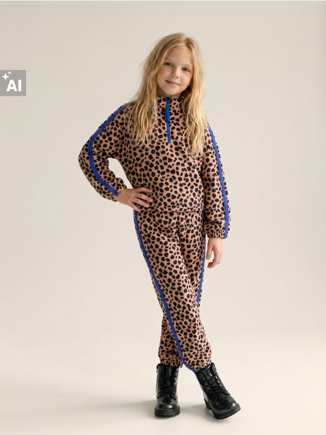 Sinsay - Pantaloni jogger cu model leopard și lampasuri - maro