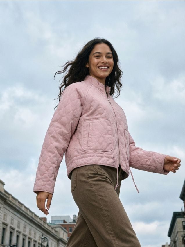 Sinsay - Geacă matlasată din bumbac cu fermoar și guler înalt - roz-pastel