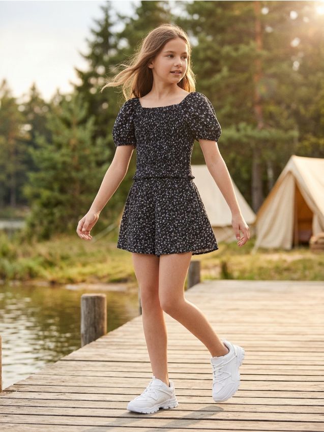 Sinsay - Set din vâscoză: bluză și pantaloni scurți - negru