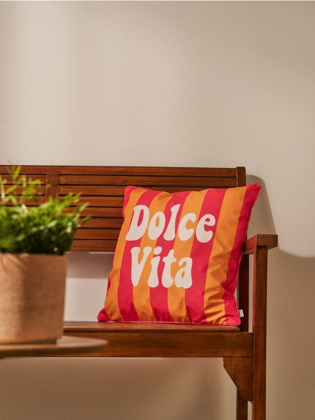 Sinsay - Față de pernă cu inscripția „Dolce Vita” - multicolor