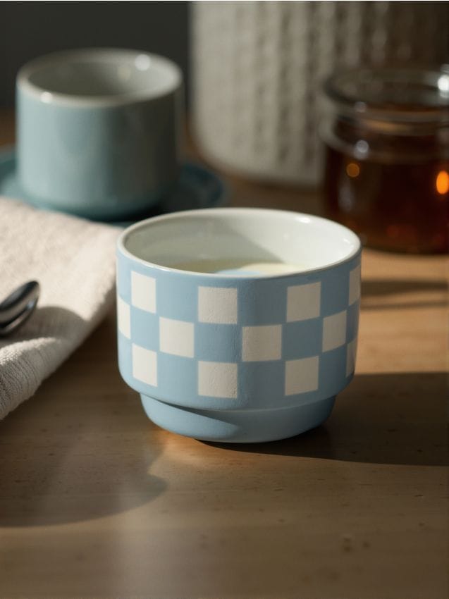 Sinsay - Lumânare parfumată Cedarwood & Cypress - albastru-pal