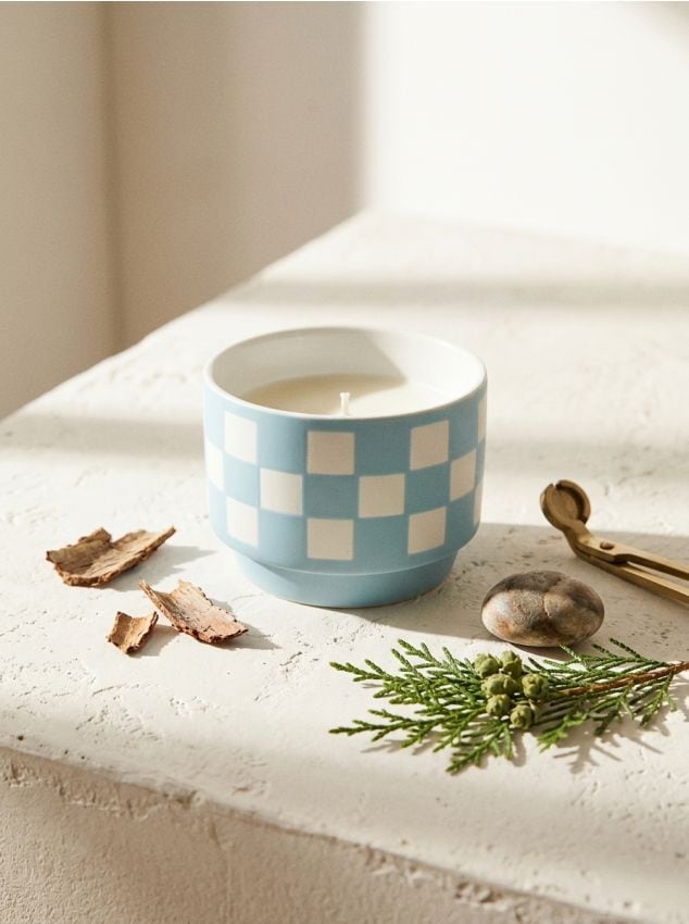 Sinsay - Lumânare parfumată Cedarwood & Cypress - albastru-pal