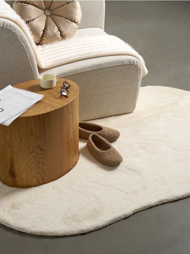 Sinsay - Covor cu formă neregulată - crem