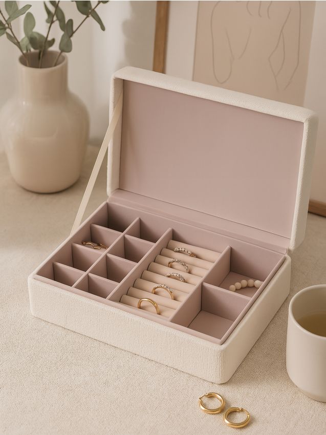 Sinsay - Škatuľka - krémová