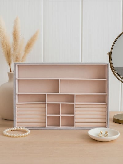 Органайзер для прикрас