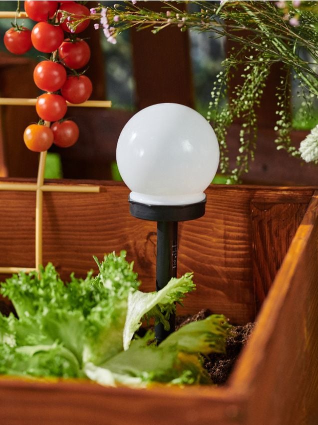 Solarna LED lampa - SINSAY
