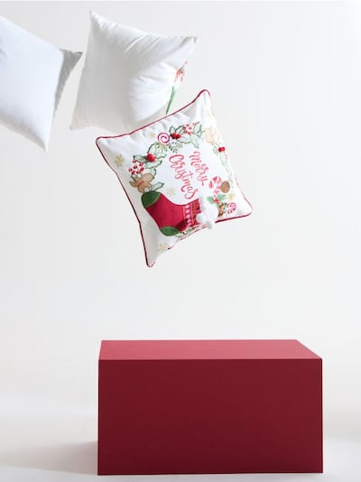 Jõuluteemaline padjapüür