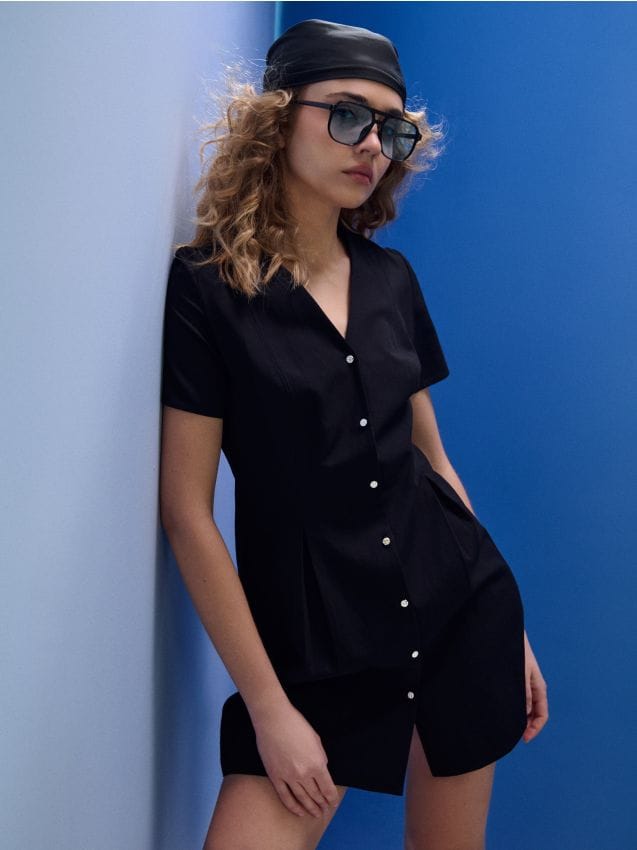 Sinsay - Rochie mini clasică cu viscoză și adaos de in - negru