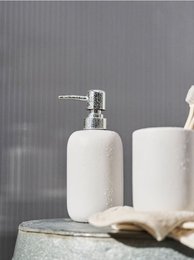 Keraamiline seebidosaator