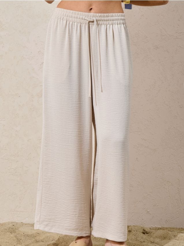Hose mit weitem Bein - SINSAY