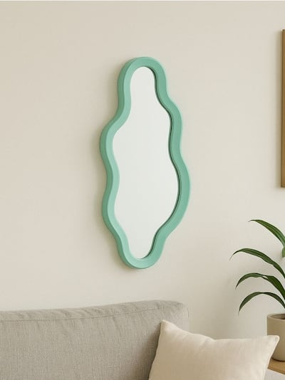 Lustro dekoracyjne o nieregularnym kształcie