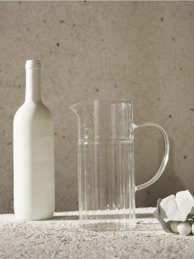 Sinsay - Sklenená kanvica s uškom - biela