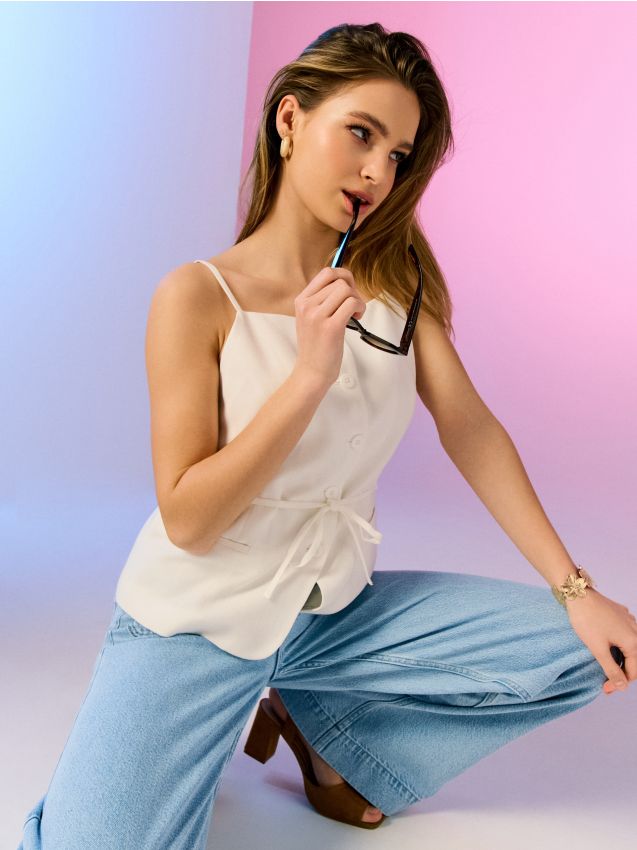 Sinsay - Vestă cu bretele subțiri cu vâscoză și amestec de in - crem