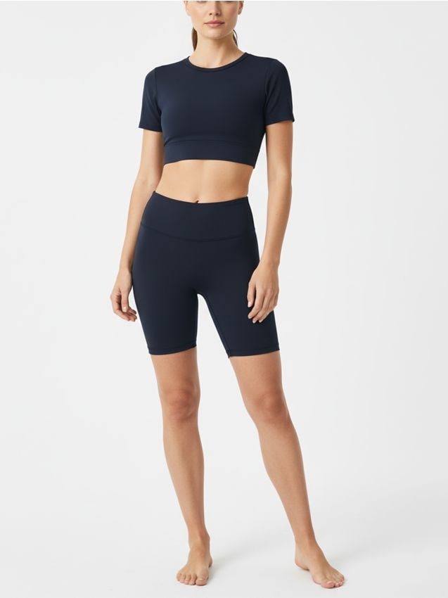 Sinsay - Dopasowane szorty z wysokim stanem - czarny