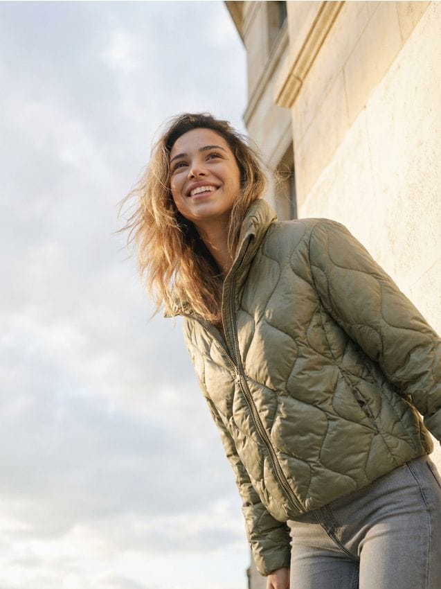 Sinsay - Geacă matlasată cu guler înalt - verde-aprins