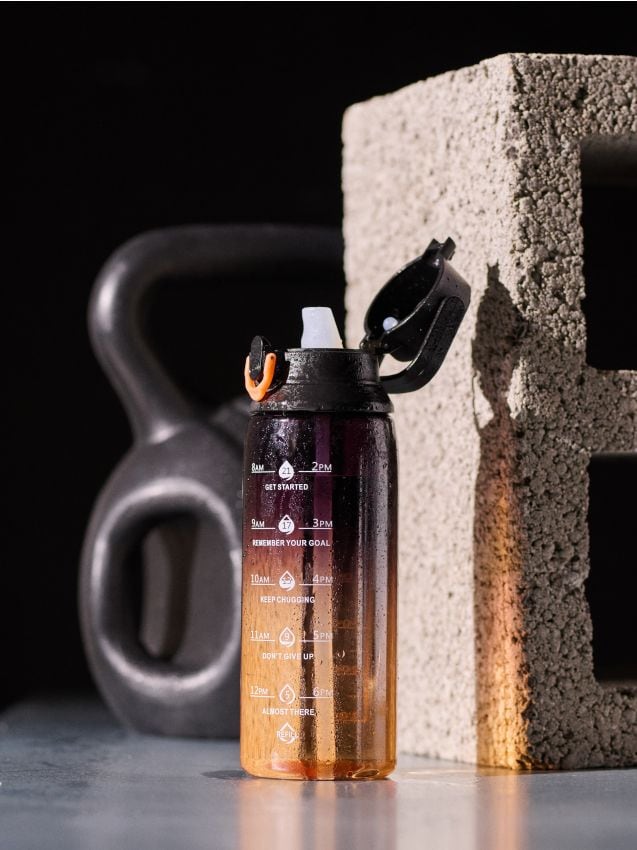 Sinsay - Sticlă cu scară motivațională - negru