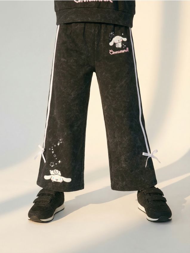 Sinsay - Spodnie wide leg z efektem sprania Cinnamoroll - szary