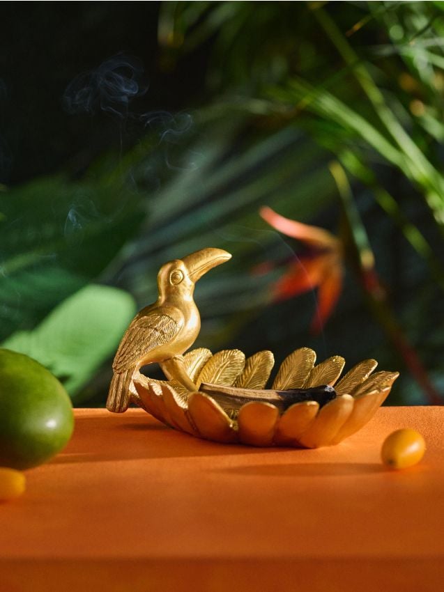 Sinsay - Tavă decorativă în formă de frunză cu figurină de tucan - auriu