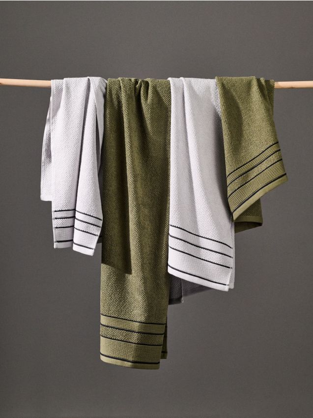 Sinsay - Prosop din bumbac cu dungi - gri deschis